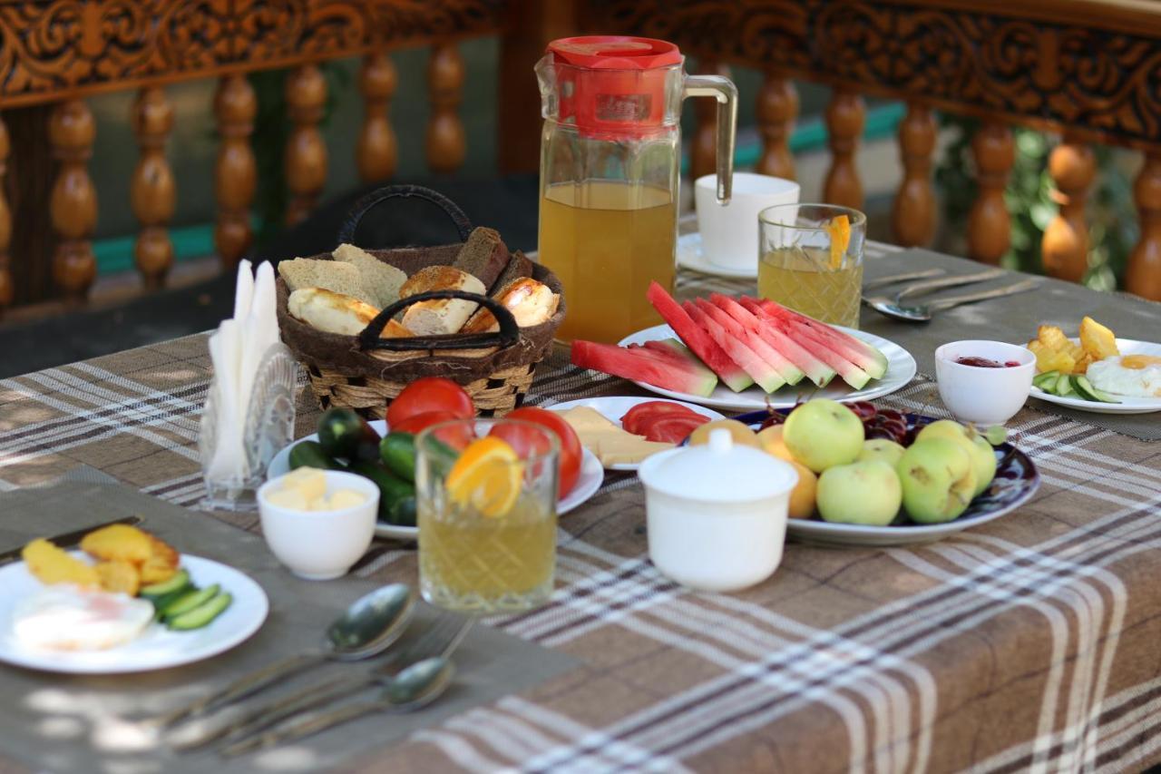 Chinor Garden Hotel - Free Airport Pick-Up And Drop-Off Tasjkent Eksteriør bilde